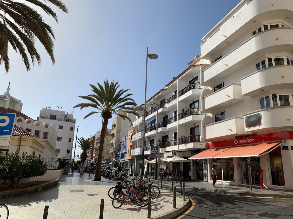 Avenida De Suecia, Los Cristianos Free Wifi Арона Екстериор снимка